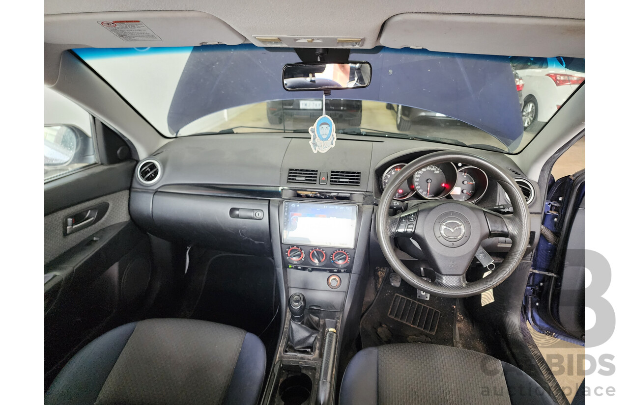 5/2005 Mazda Mazda3 MAXX BK 4d Sedan Blue 2.0L