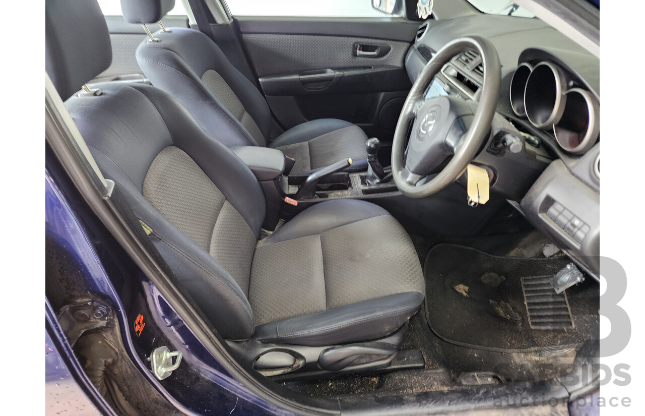 5/2005 Mazda Mazda3 MAXX BK 4d Sedan Blue 2.0L
