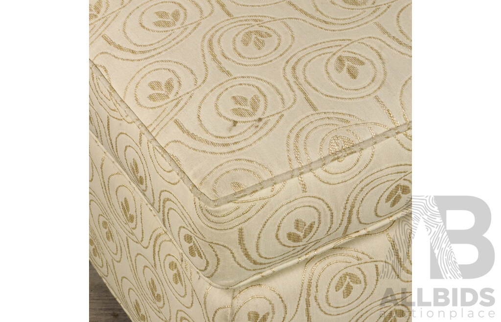 Drexel Heritage Fabric Lounge Chair