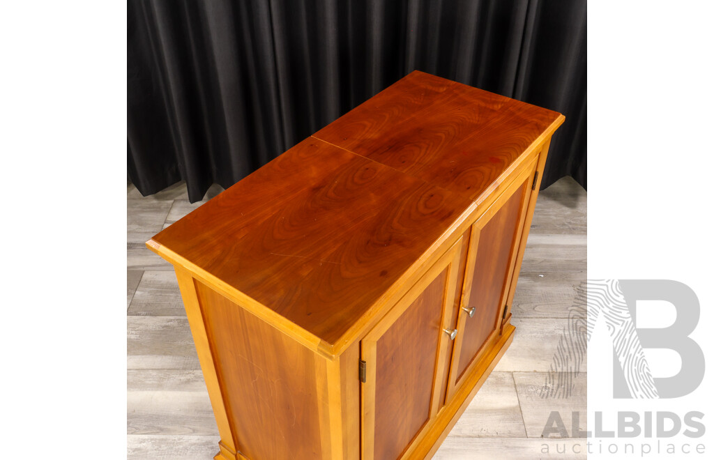 Modern Drexel Heritage Bar Unit