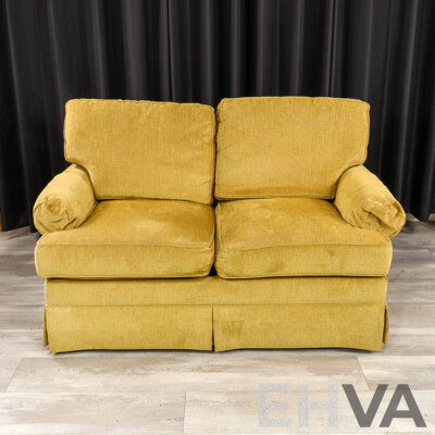 Pair of Drexel Heritage Fabric Two and Three Seater Lounges