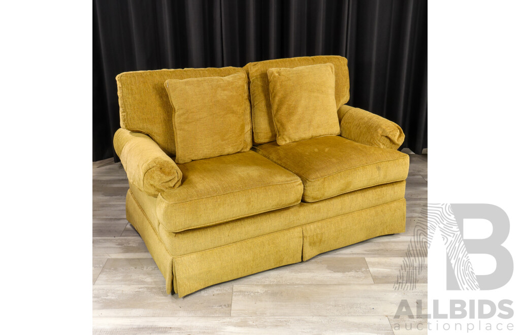 Pair of Drexel Heritage Fabric Two and Three Seater Lounges