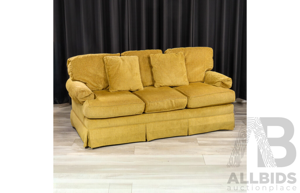 Pair of Drexel Heritage Fabric Two and Three Seater Lounges