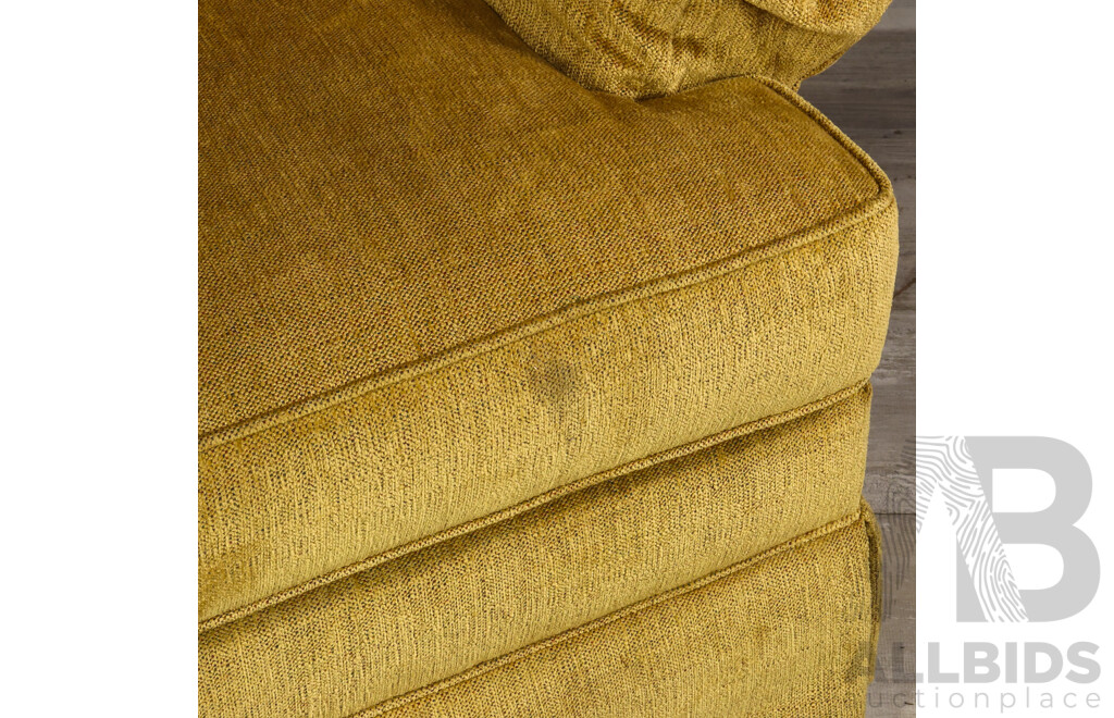 Pair of Drexel Heritage Fabric Two and Three Seater Lounges