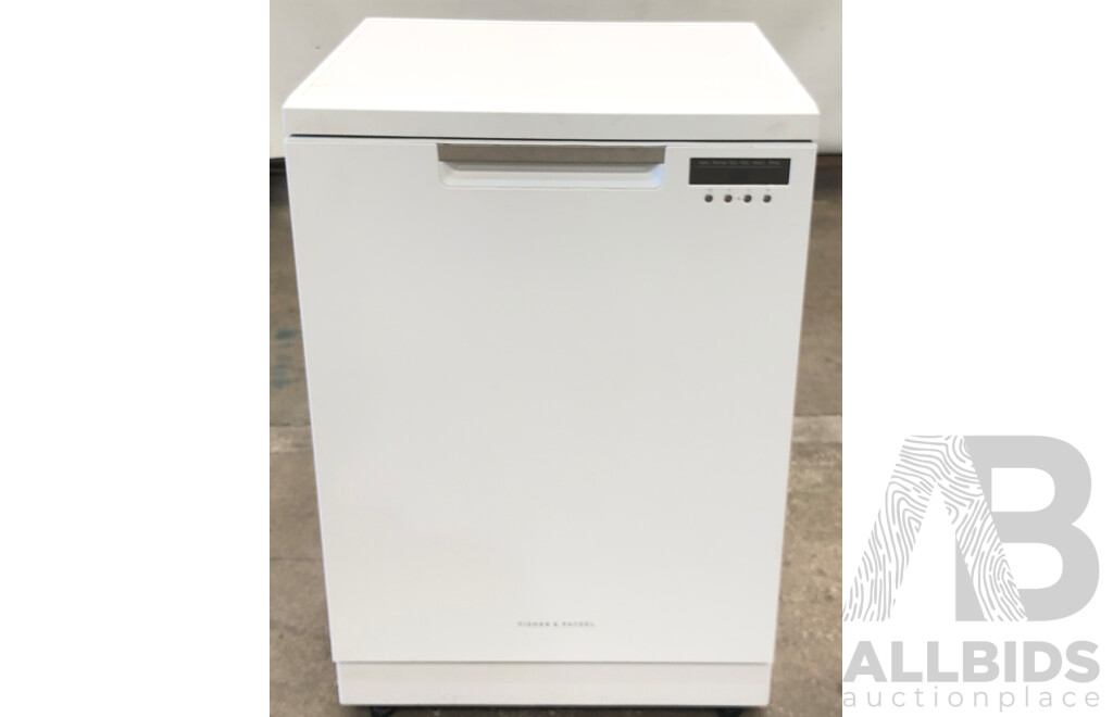 Fisher and Paykel Freestanding Dishwasher