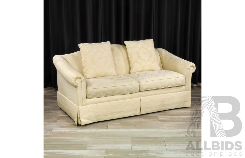 Drexel Heritage Fabric Two and a Half Seater Lounge