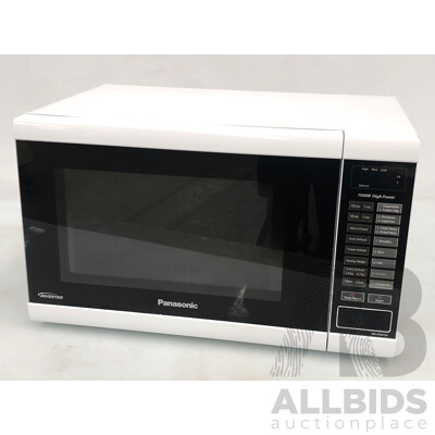 Panasonic 1100 Watt Inverter Microwave Oven