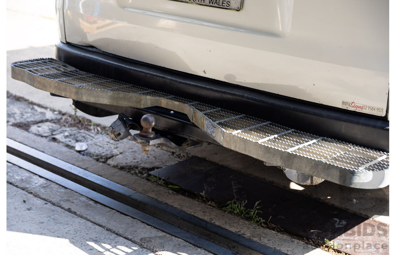 9/2008 Toyota Hiace LWB KDH201R MY07 Upgrade 4d Van Iceberg White Turbo Diesel 3.0L