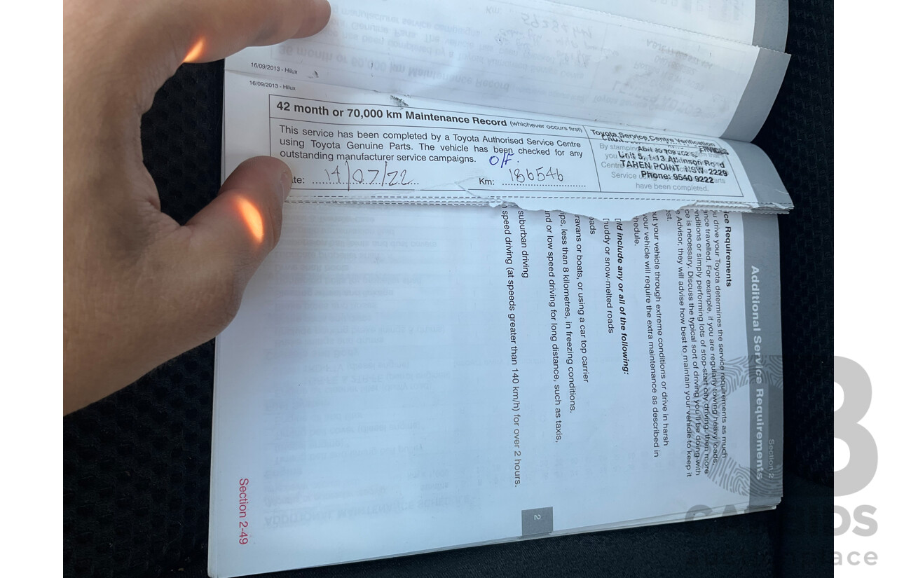 7/2014 Toyota Hilux SR5 (4x4) KUN26R MY14 Dual Cab P/Up Cool White Turbo Diesel 3.0L