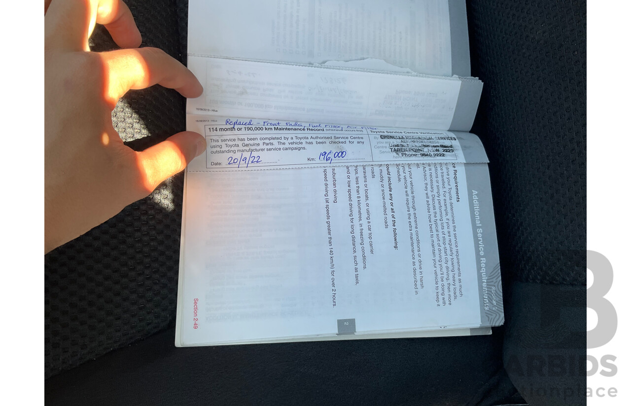 7/2014 Toyota Hilux SR5 (4x4) KUN26R MY14 Dual Cab P/Up Cool White Turbo Diesel 3.0L