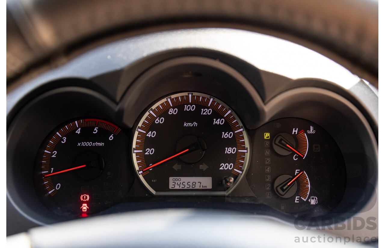7/2014 Toyota Hilux SR5 (4x4) KUN26R MY14 Dual Cab P/Up Cool White Turbo Diesel 3.0L