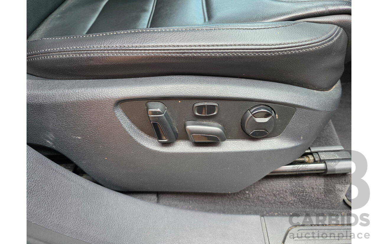 03/2016 Volkswagen Touareg 150 TDI (AWD) 7P MY16 4D Wagon White 3.0L