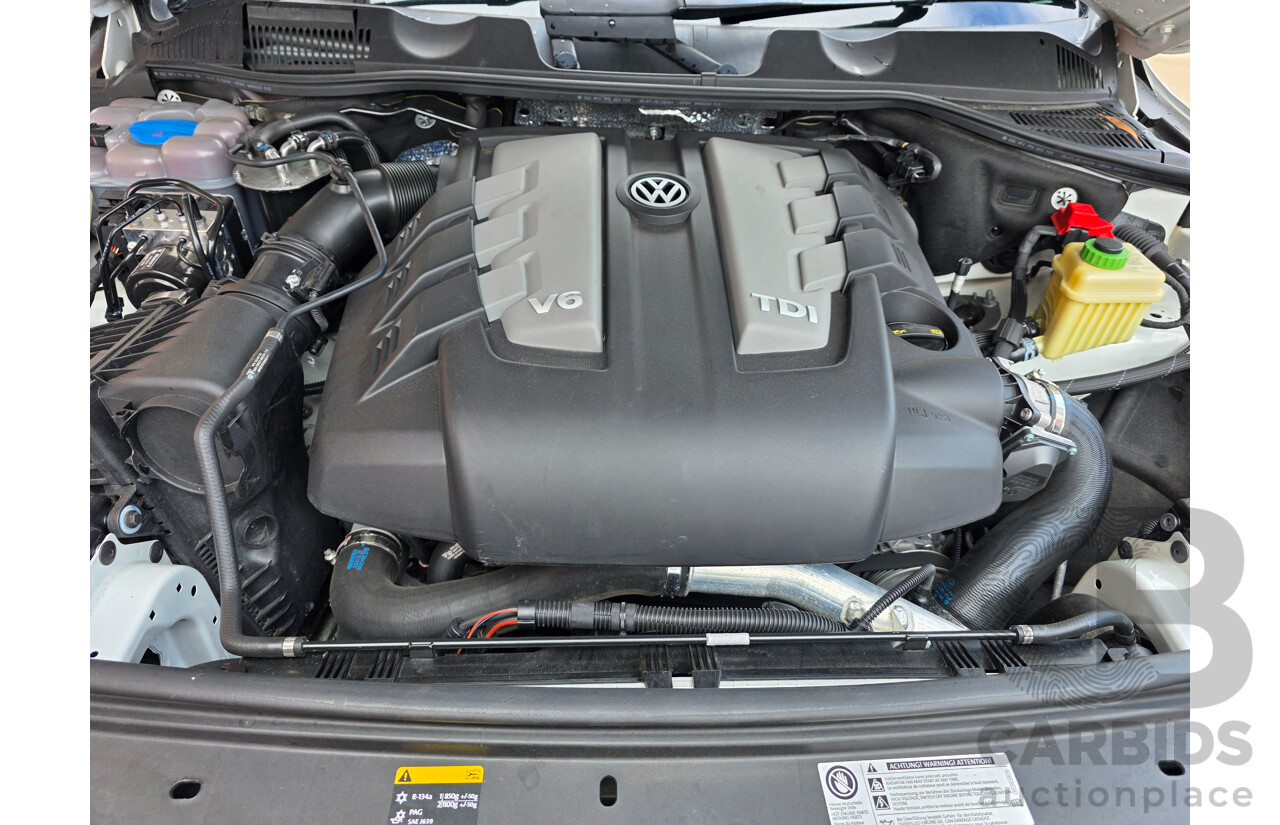 03/2016 Volkswagen Touareg 150 TDI (AWD) 7P MY16 4D Wagon White 3.0L