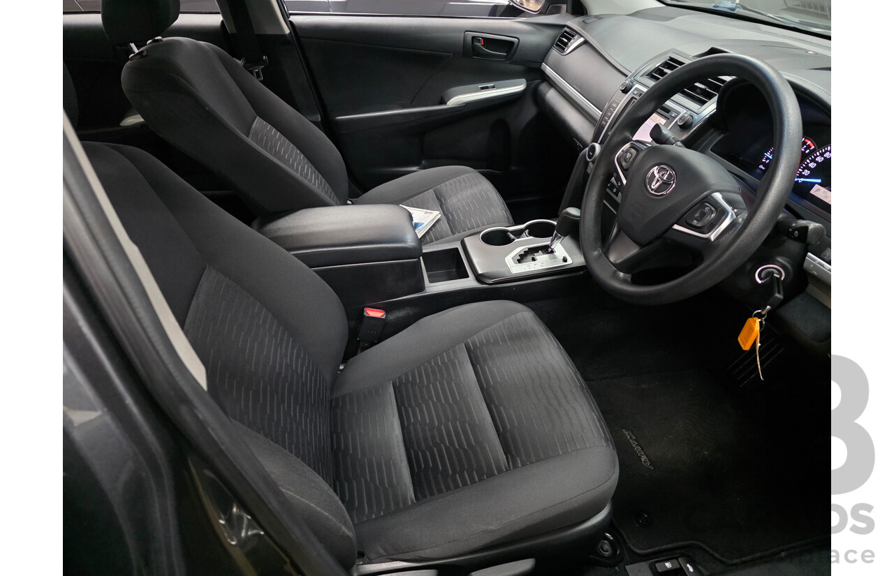 11/2015 Toyota Camry Altise ASV50R 4D Sedan Grey 2.5L