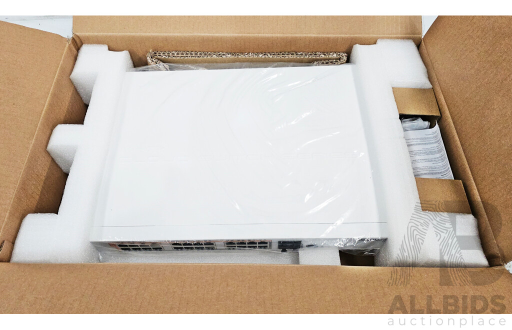 MikroTik (CRS328-24+RM) Cloud Router Switch - Brand New