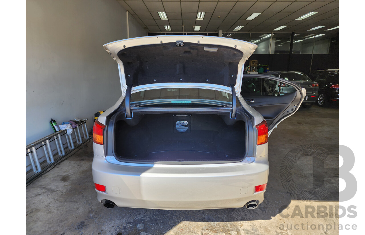 5/2006 Lexus Is250 Prestige GSE20R 4d Sedan Silver 2.5L