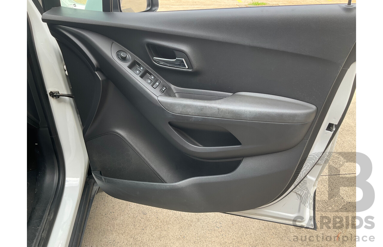 6/2014 Holden Trax LS TJ 4d Wagon Summit White 1.8L