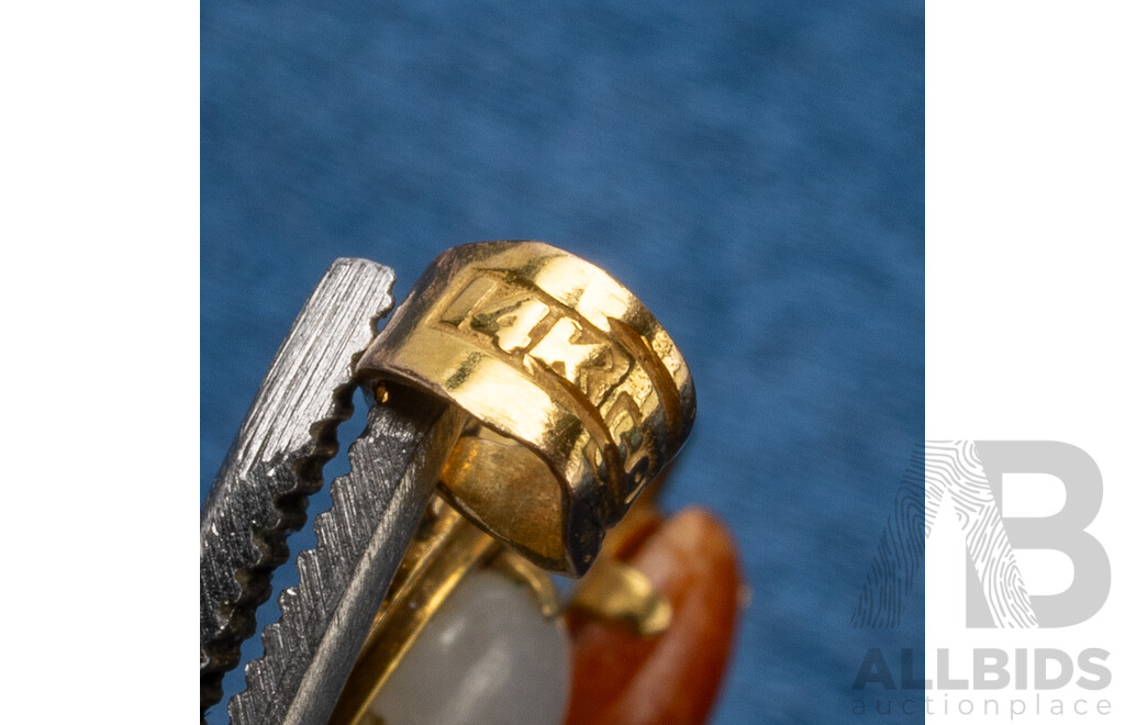 14ct Yellow Gold Oval Cabochon Multi-Gemstone Pendant - 2.26gms