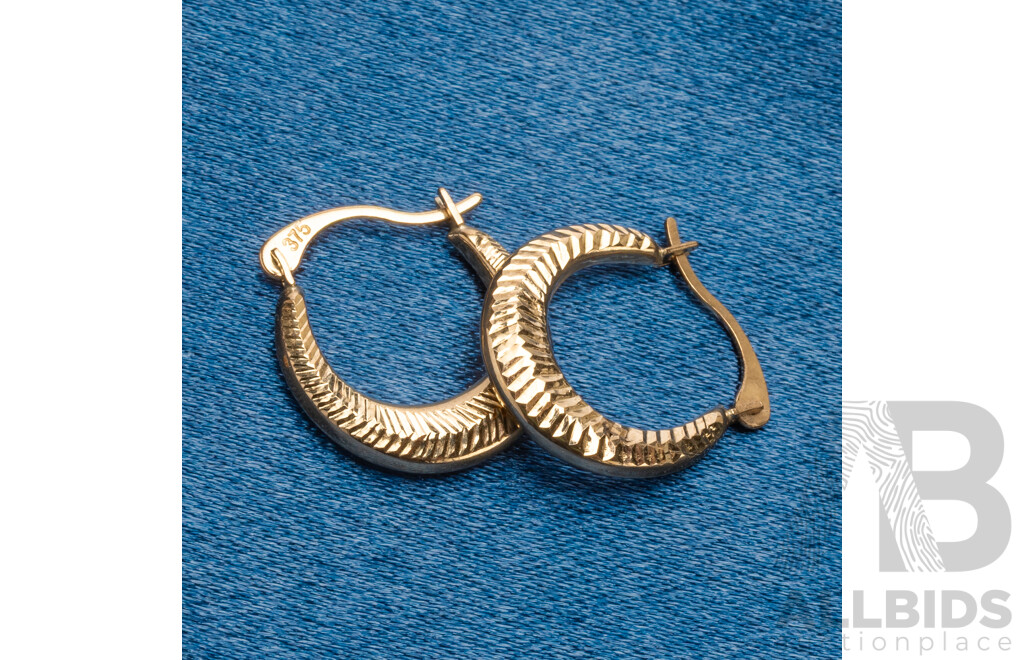 9ct Yellow Gold Pair of Huggies Earrings - 0.50gms
