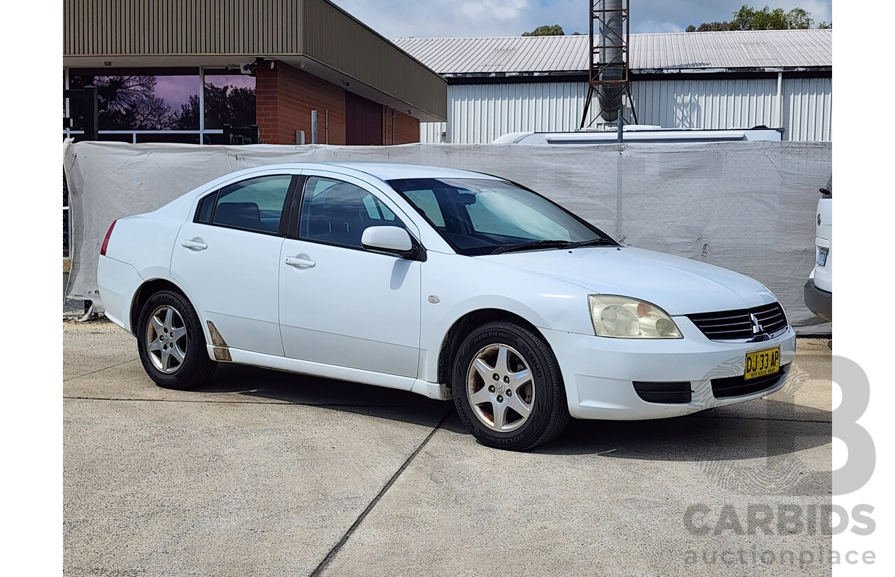 1/2007 Mitsubishi 380 ES DB SERIES II 4d Sedan White 3.8L