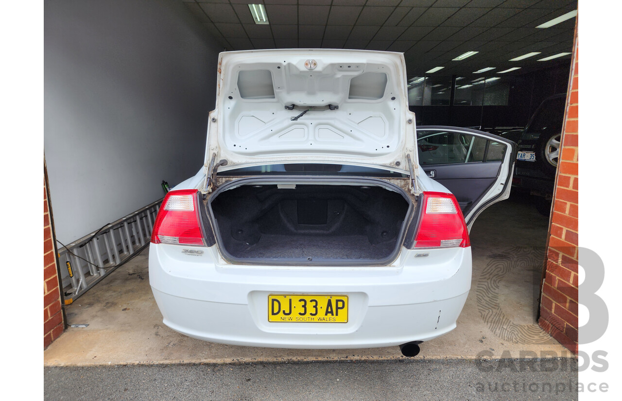 1/2007 Mitsubishi 380 ES DB SERIES II 4d Sedan White 3.8L