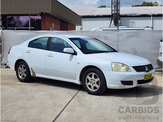 1/2007 Mitsubishi 380 ES DB SERIES II 4d Sedan White 3.8L