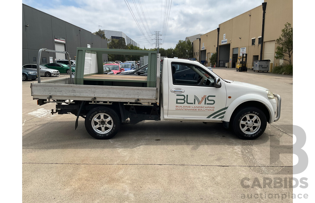 12/2011 Great Wall V240 (4x2) K2 C/Chas Solid White 2.4L