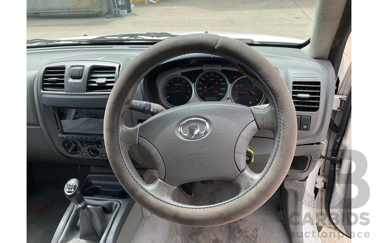 12/2011 Great Wall V240 (4x2) K2 C/Chas Solid White 2.4L