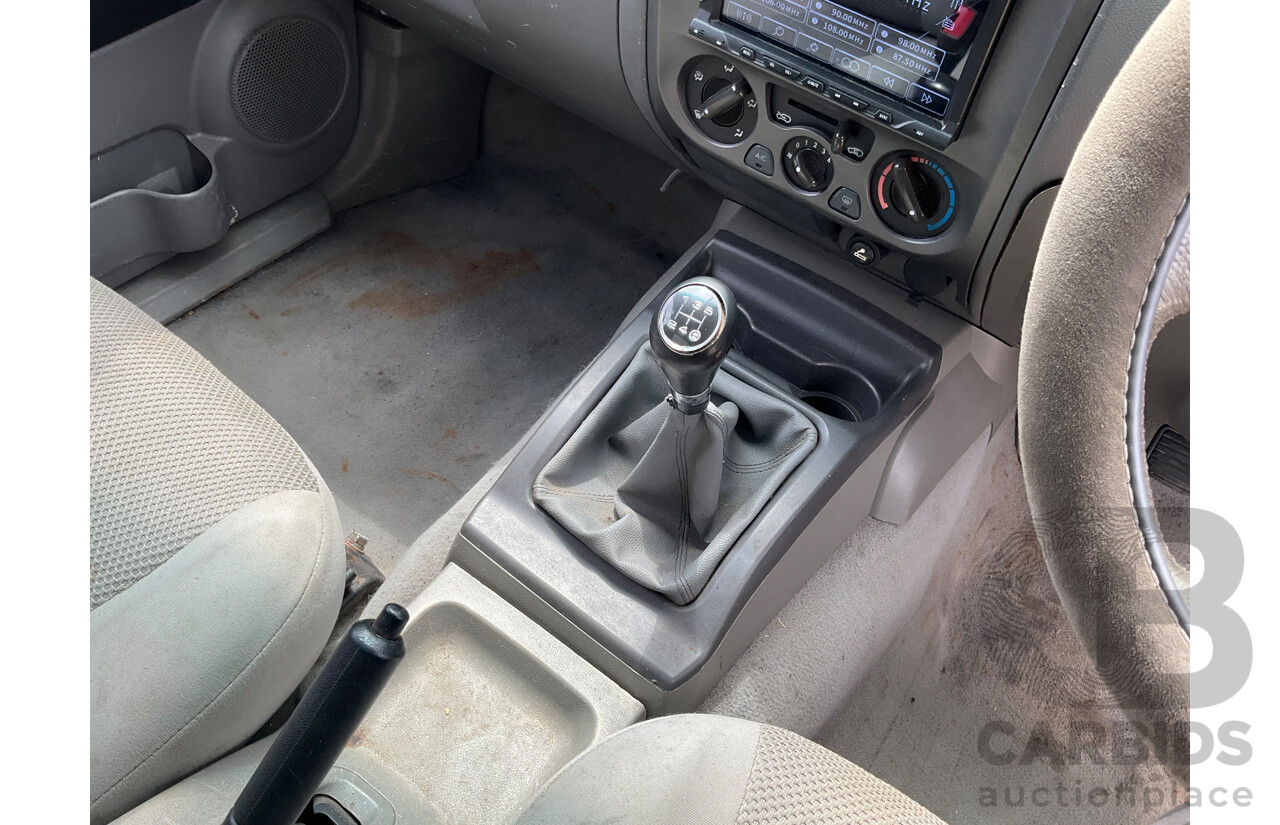 12/2011 Great Wall V240 (4x2) K2 C/Chas Solid White 2.4L