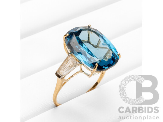 14k Yellow Gold Natural London Blue Topaz / Natural White Topaz Ring with Valuation - Size K.5