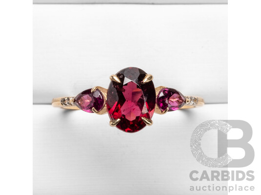 9ct Yellow Gold Natural Garnet/Natural Garnet & Diamond Ring with IGI Valuation - Size N.5