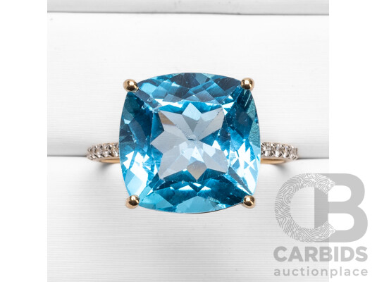 9ct Yellow Gold Natural Swiss Blue Topaz & Diamond Ring with IGI Valuation - Size O