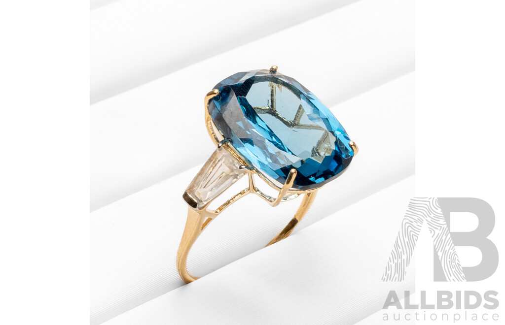 14k Yellow Gold Natural London Blue Topaz / Natural White Topaz Ring with Valuation - Size K.5
