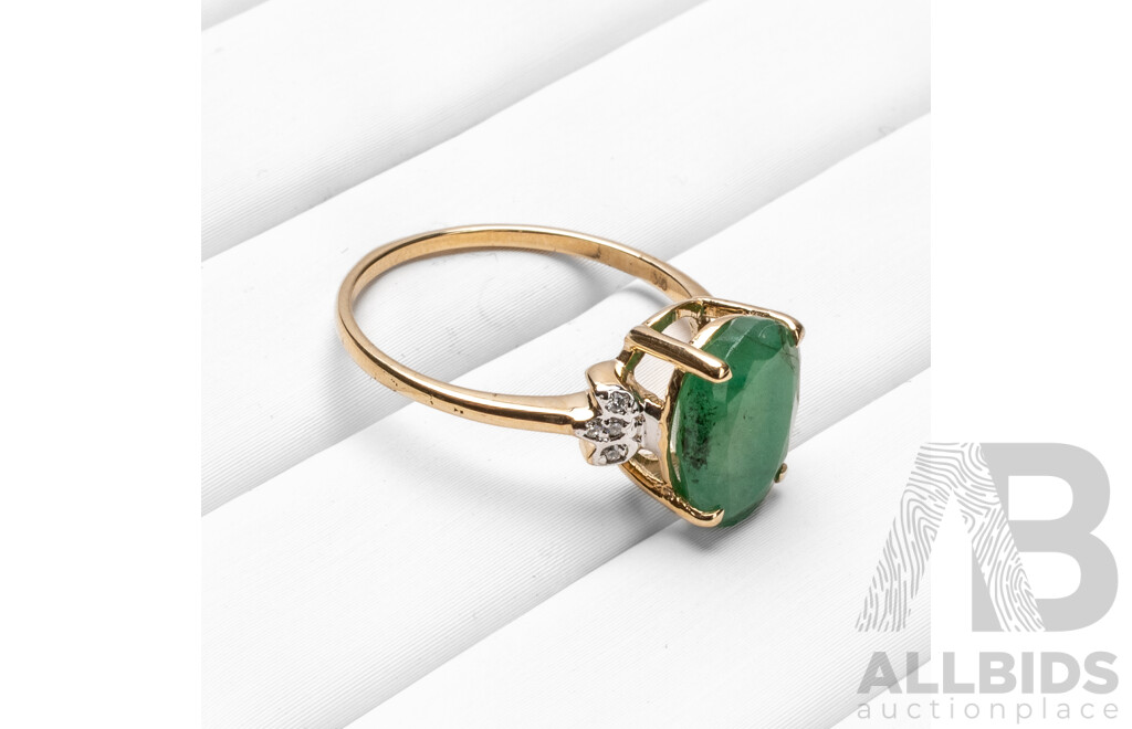 9ct Yellow Gold Natural Emerald & Diamond Ring with IGI Valuation - Size N