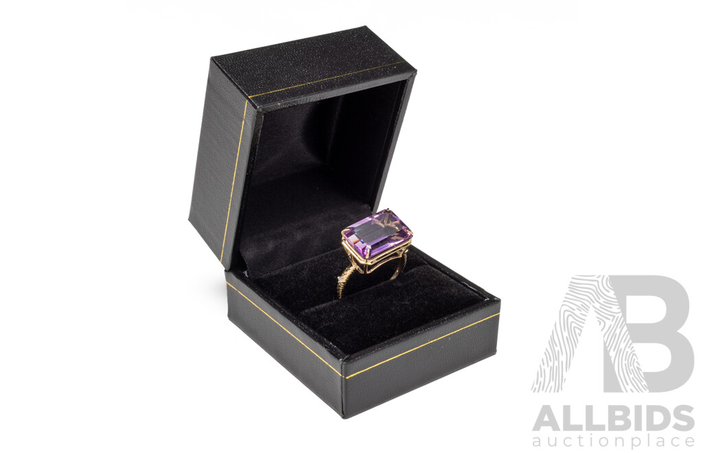 9ct Yellow Gold Natural Amethyst & Diamond Ring with Valuation - Size N.5