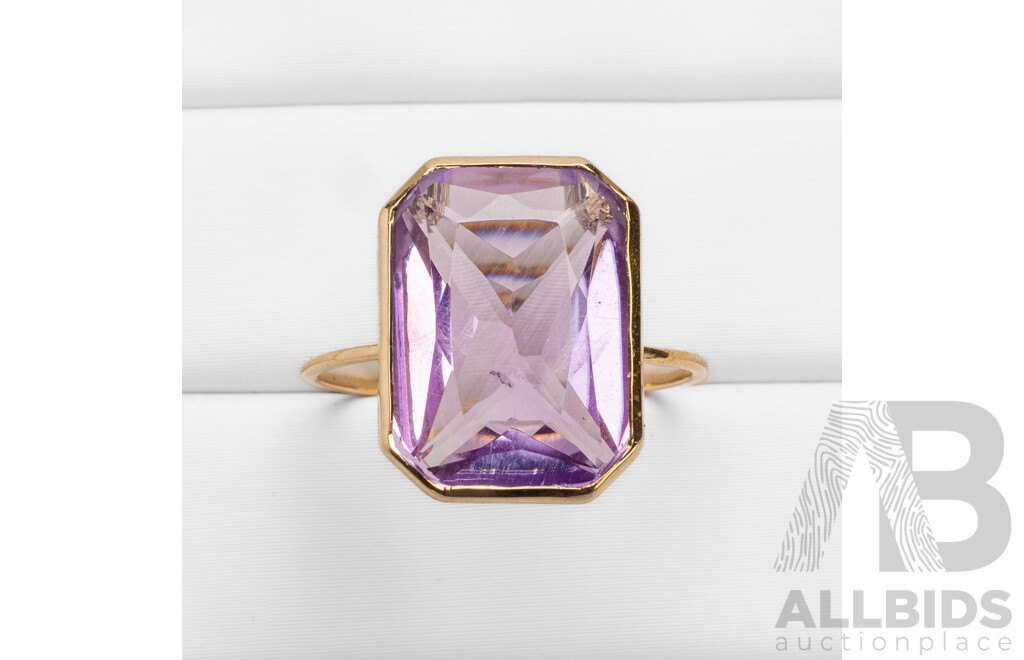 9ct Yellow Gold Natural Amethyst Ring with Valuation - Size N
