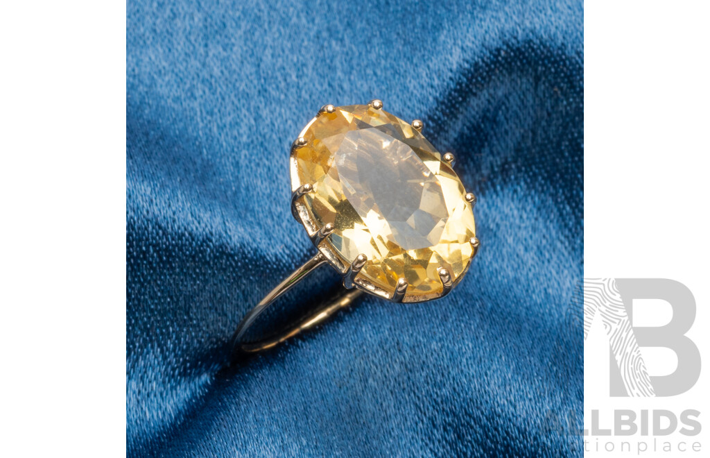 9ct Yellow Gold Natural Citrine Ring with Valuation - Size L.5