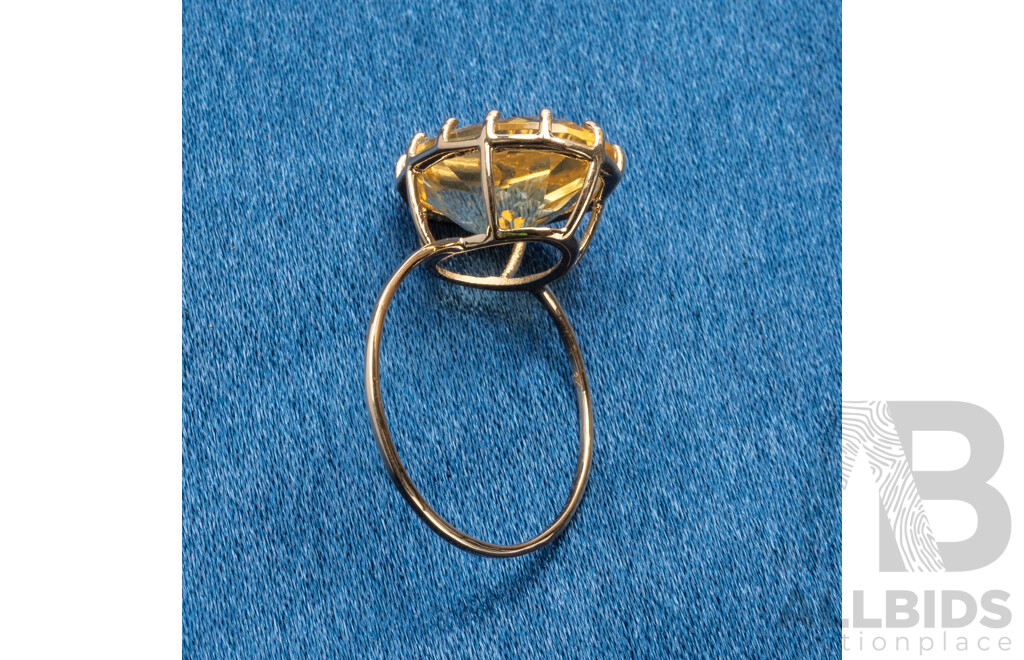 9ct Yellow Gold Natural Citrine Ring with Valuation - Size L.5