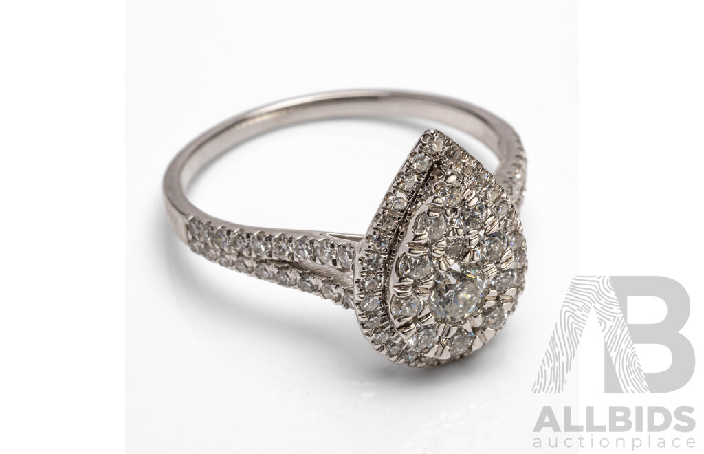 18K White Gold Natural Diamond Pear Ring and Diamond Wedder Bridal Set - Size R