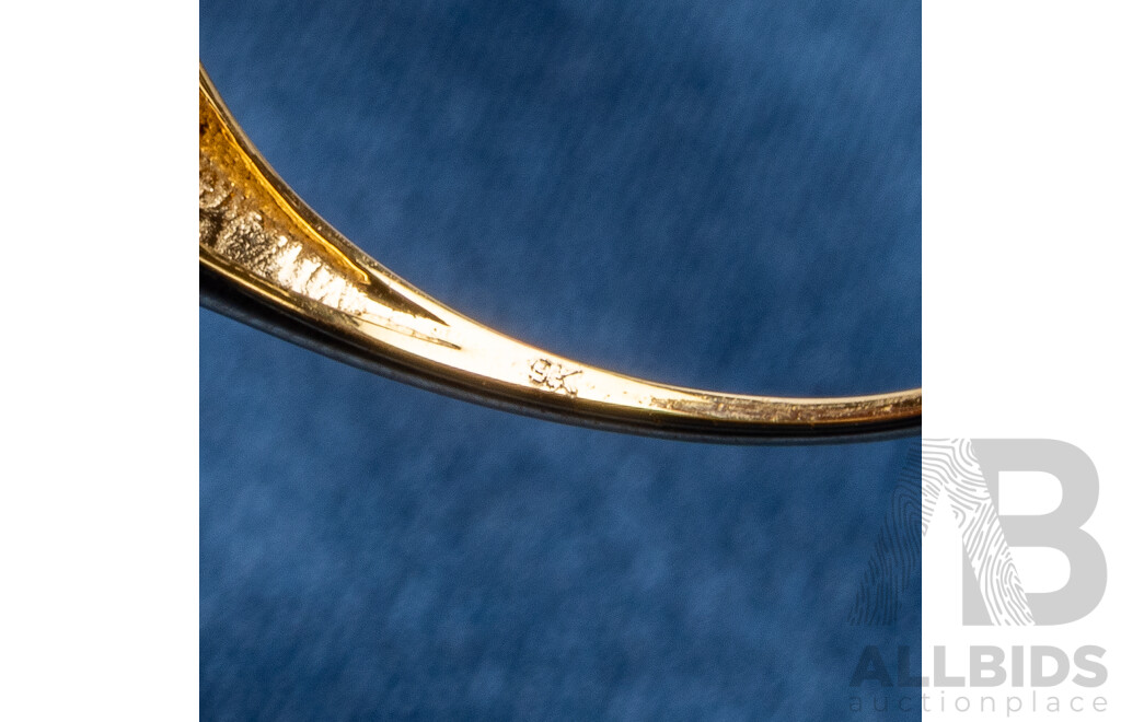 9ct Yellow Gold Natural Emerald / Natural White Topaz & Diamond Ring with Valuation - Size N.5