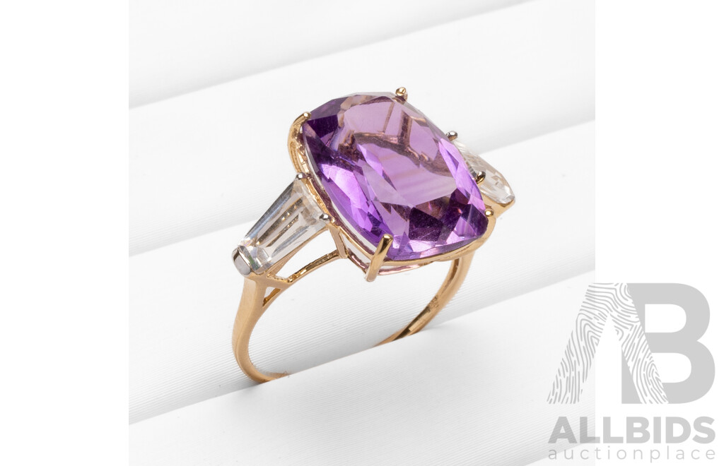Yellow Gold Natural Amethyst / Natural White Topaz Ring with Valuation - Size L