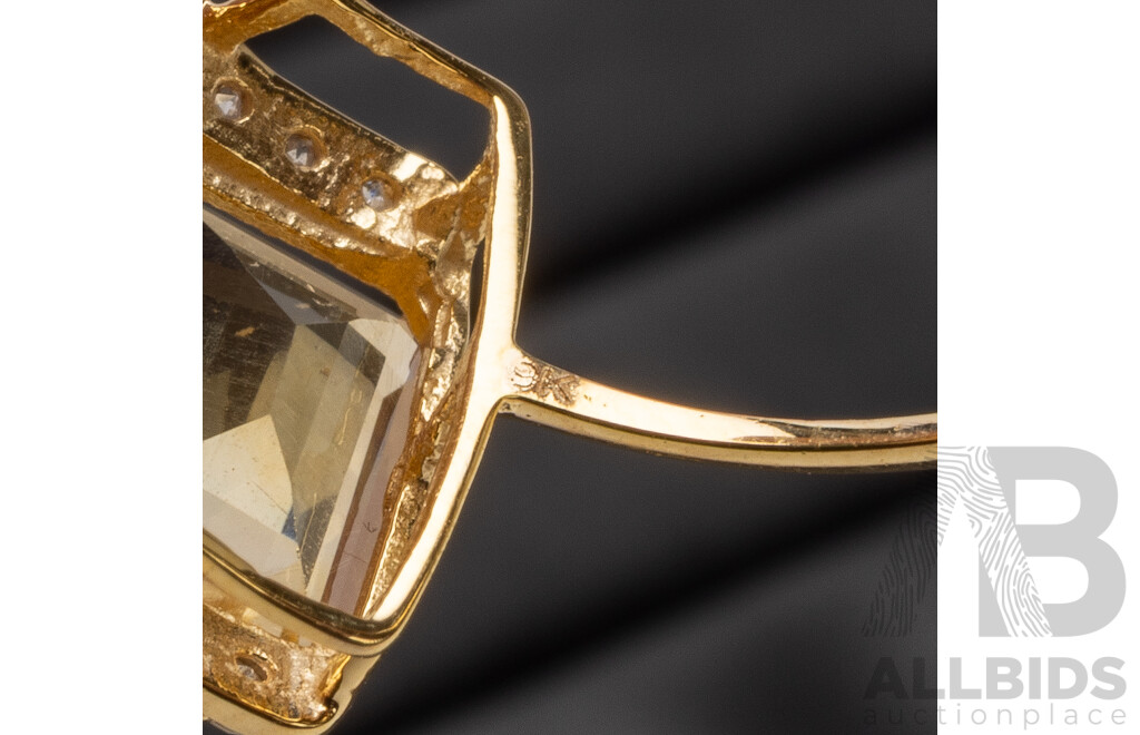 9ct Yellow Gold Natural Citrine / Natural & Diamond Ring with Valuation - Size L