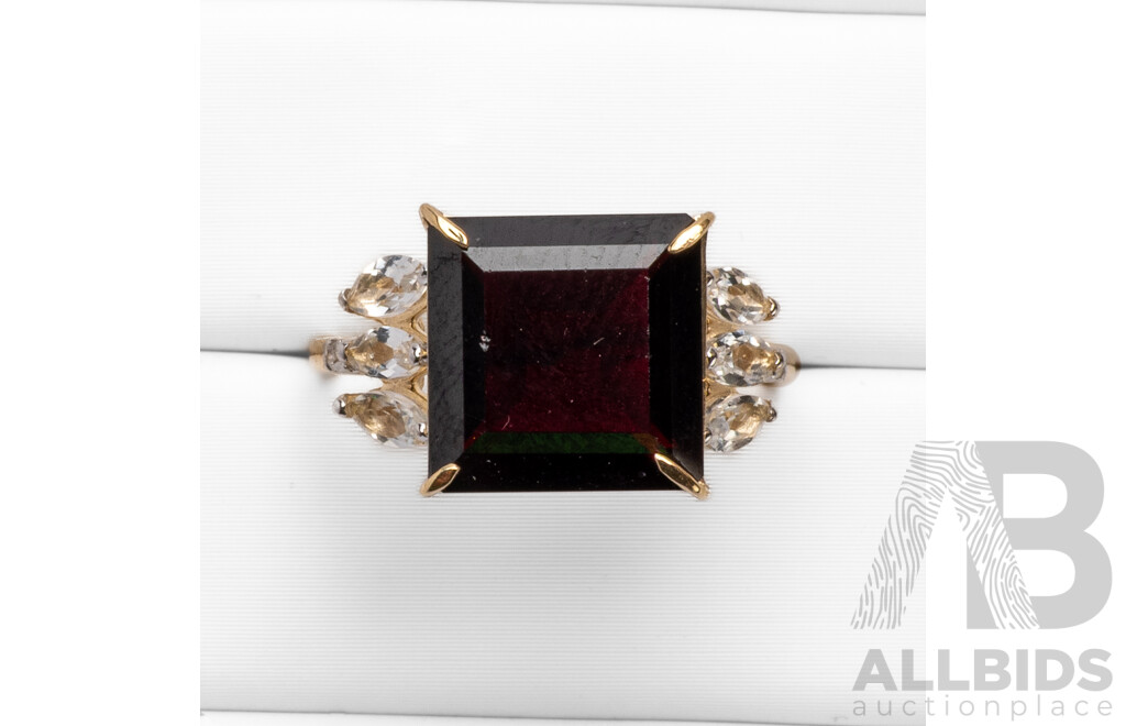 9ct Yellow Gold Natural Garnet, White Topaz & Diamond Ring with Valuation - Size N