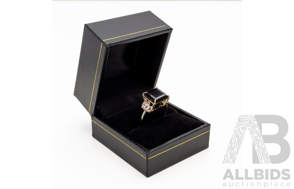 9ct Yellow Gold Natural Garnet, White Topaz & Diamond Ring with Valuation - Size N