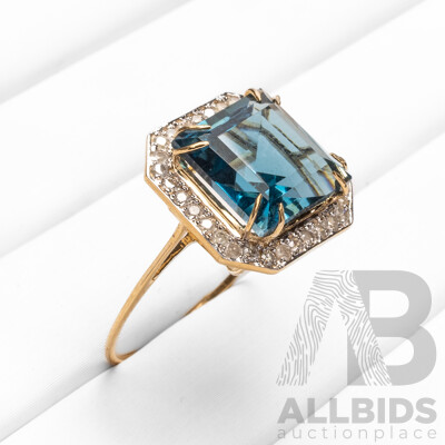 14ct Yellow Gold Natural London Blue Topaz & Diamond Ring with Valuation - Size N.5