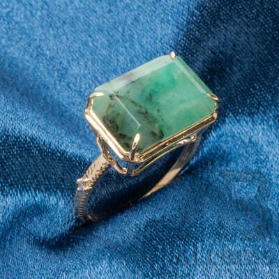 9ct Yellow Gold Natural Emerald & Diamond Ring with Valuation - Size N.5