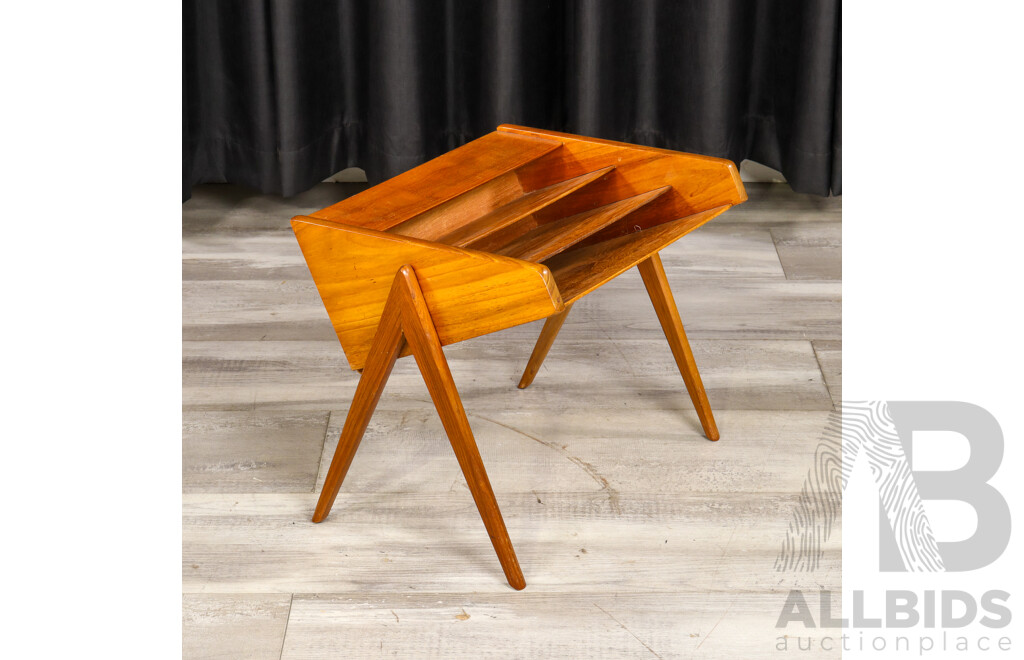 Vintage Australian Maple Magazine Rack by Rula Furniture