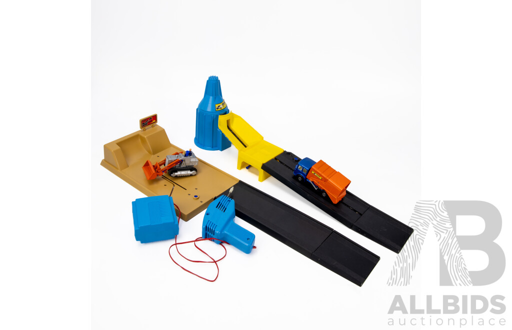 Vintage Matchbox Big Mx Quarry Site and Traxcavator, Incinerator Site and Refuse Truck, Power Activator - All with Original Boxes