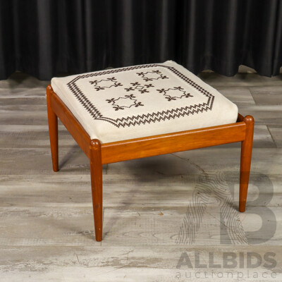 Parker Nordic Footstool