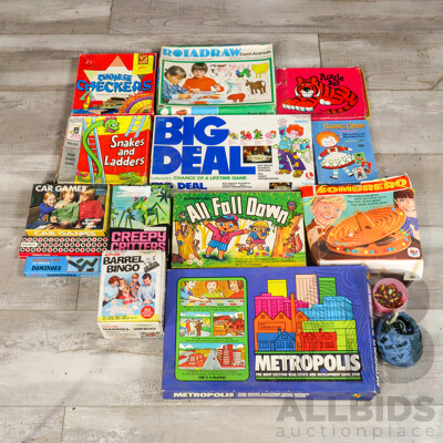 Collection of Vintage Children's Board Games and Puzzles Including John Sands Snakes and Ladders, Chinese Checkers, Sewing Cards, Toltoys Creepy Critters, Big Deal,  Schaper Sombrero...........